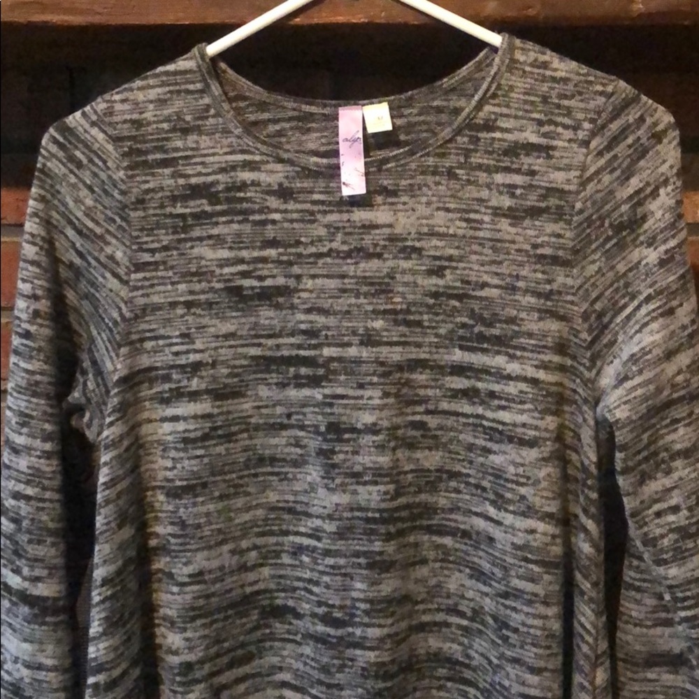 Tunic - Picture 2 of 3